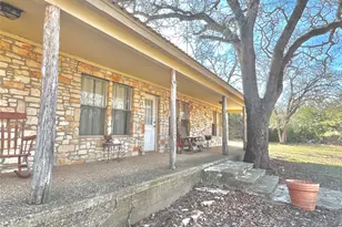 251 Milam Ln, Bastrop, TX 78602 - Photo 6