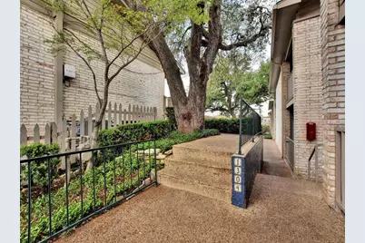 1304 Summit Street #208, Austin, TX 78741 - Photo 16