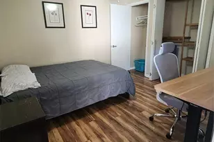 1304 Summit St, Austin, TX 78741 - Photo 6