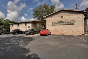 1304 Summit St, Austin, TX 78741 - Photo 18