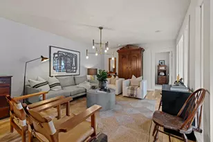 103 N Cherry St, Fredericksburg, TX 78624 - Photo 2