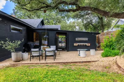 103 N Cherry Street, Fredericksburg, TX 78624 - Photo 24