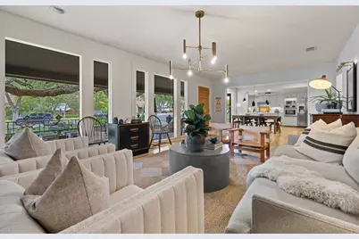 103 N Cherry Street, Fredericksburg, TX 78624 - Photo 4