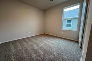 305 Wirecrested Dr, Lockhart, TX 78644 - Photo 20