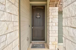 1008 Testoa Cv, Hutto, TX 78634 - Photo 2