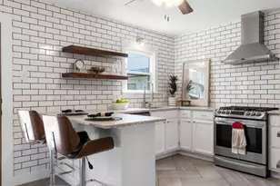 4503 Garnett St, Austin, TX 78745 - Photo 18