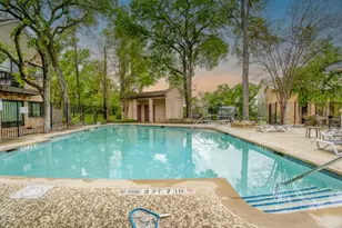6810 Deatonhill Drive, Austin, TX 78745 - Photo 22