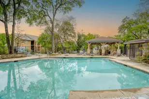 6810 Deatonhill Drive, Austin, TX 78745 - Photo 20