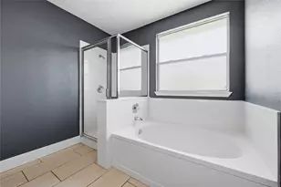 12800 Sky Harbor Dr, Del Valle, TX 78617 - Photo 8