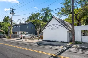 2607 E 5th St., Austin, TX 78702 - Photo 4