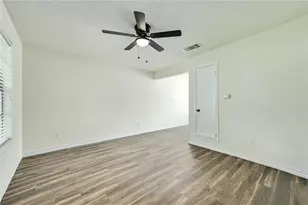 204 Northwest Dr, Round Rock, TX 78664 - Photo 6