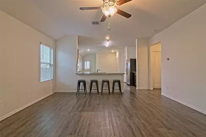 108 Circle Way, Jarrell, TX 76537 - Photo 10