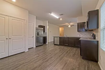 108 Circle Way, Jarrell, TX 76537 - Photo 16