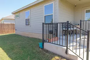 108 Circle Wy, Jarrell, TX 76537 - Photo 38