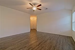 108 Circle Wy, Jarrell, TX 76537 - Photo 6