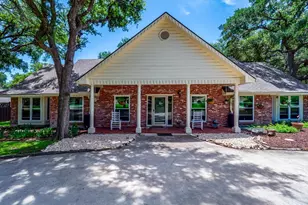 97 W Mimosa Cir, San Marcos, TX 78666 - Photo 2