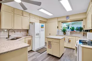 97 W Mimosa Cir, San Marcos, TX 78666 - Photo 16