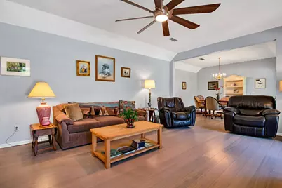 97 W Mimosa Circle, San Marcos, TX 78666 - Photo 8