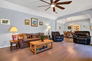 97 W Mimosa Cir, San Marcos, TX 78666 - Photo 8