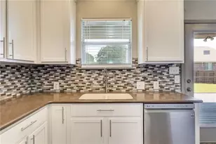 15113 Fernhill Dr, Austin, TX 78717 - Photo 8