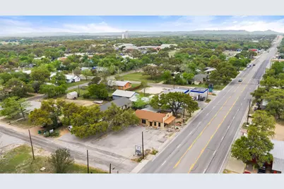 807 Main Street, Blanco, TX 78606 - Photo 18