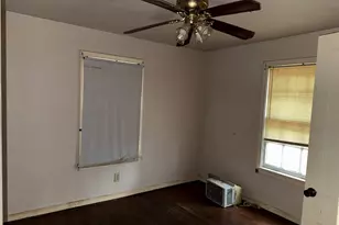 1115 Kirk Ave, Austin, TX 78702 - Photo 10