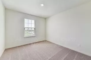 18640 Quiet Range Dr, Elgin, TX 78621 - Photo 8