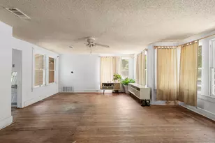 304 W 42nd St, Austin, TX 78751 - Photo 10