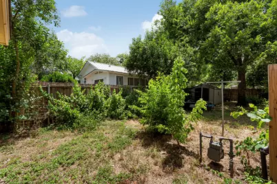 304 W 42nd Street, Austin, TX 78751 - Photo 14