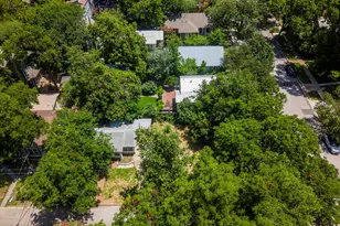 304 W 42nd St, Austin, TX 78751 - Photo 16