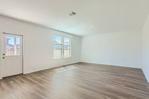 1608 Holly Lk Dr, Leander, TX 78641 - Photo 4