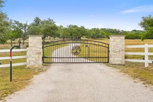 290 Esperanza Trail, Johnson City, TX 78636 - Photo 2