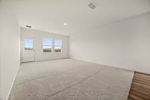 704 Gemsbok Dr, Hutto, TX 78634 - Photo 10