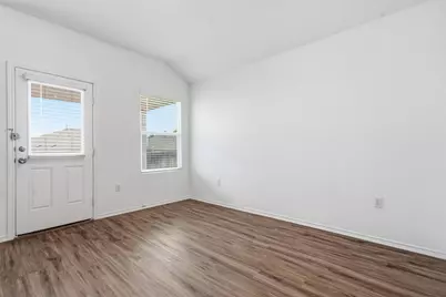 10508 Steinbeck Drive, Austin, TX 78747 - Photo 12