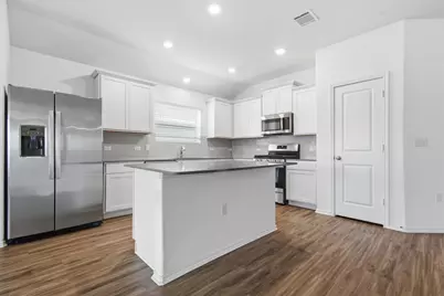 10508 Steinbeck Drive, Austin, TX 78747 - Photo 4