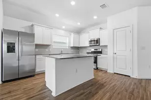 10508 Steinbeck Dr, Austin, TX 78747 - Photo 4