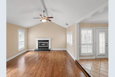 6109 Grass Hollow, Austin, TX 78750 - Photo 4