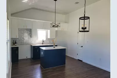 577 (Lot 10) County Road 422 A Road, Stockdale, TX 78160 - Photo 10