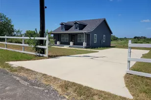 577 (Lot 10) County Road 422 A Rd, Stockdale, TX 78160 - Photo 2