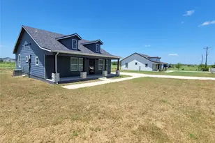 577 (Lot 10) County Road 422 A Rd, Stockdale, TX 78160 - Photo 38