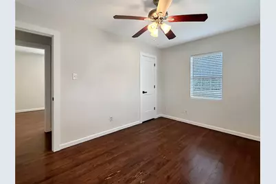 5606 Samuel Huston Avenue, Austin, TX 78721 - Photo 10