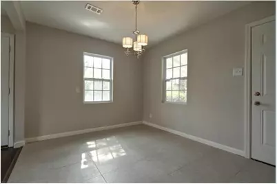 5606 Samuel Huston Avenue, Austin, TX 78721 - Photo 6