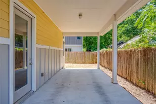 2612 Willow St, Austin, TX 78702 - Photo 30
