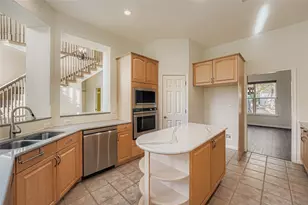 8204 Texas Plume Rd, Austin, TX 78759 - Photo 14