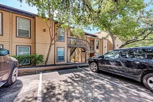 1000 W 26th St, Austin, TX 78705 - Photo 2