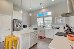 121 Naalehu Ct, Bastrop, TX 78602 - Photo 8