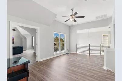 1005 Overlook Bend, Leander, TX 78641 - Photo 16