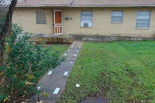 1701 E 38th St, Austin, TX 78722 - Photo 2