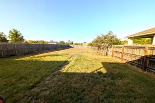 5521 Adair Dr, Austin, TX 78754 - Photo 12
