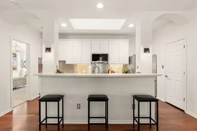 2809 Kinney Oaks Court, Austin, TX 78704 - Photo 14